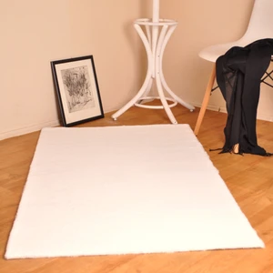 Rex Tavşanı Kısa Tüylü Post Peluş Halı Beyaz