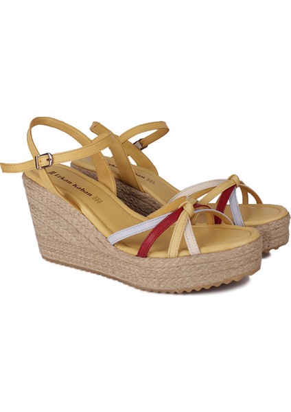 1315 125 Kadın Sarı Büyük & Küçük Numara Sandalet fiyatları