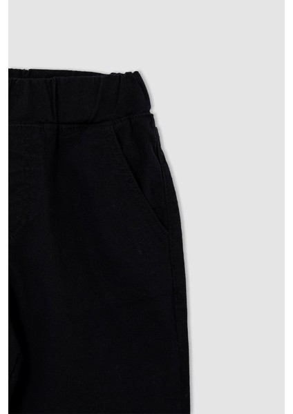 Erkek Çocuk Relax Fit Düz Paça Gabardin Pantolon T8850A621AU fiyatları