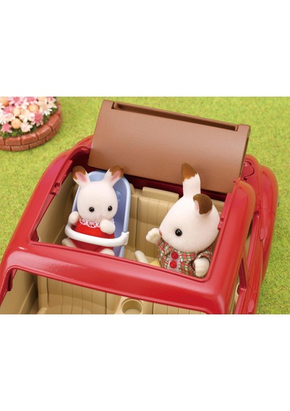 Sylvanian Families Aile Arabası 5448