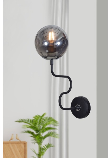 Ferro Yatay Krom-Siyah Metal Gövde Füme Camlı Tasarım Lüx Aplik