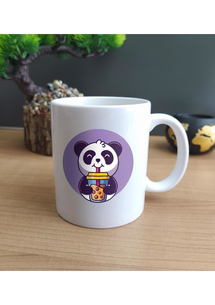 Sevimli Panda Işıklı Mini Kar Küresi & Panda Tasarım Kupa Hediye Seti