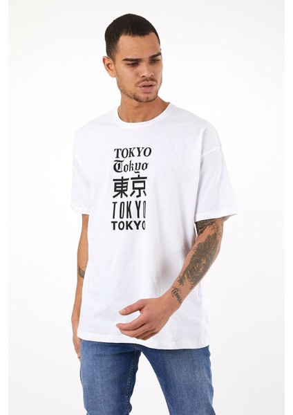 Twentyone Erkek Tokyo Baskılı Oversize T-Shirt modelleri
