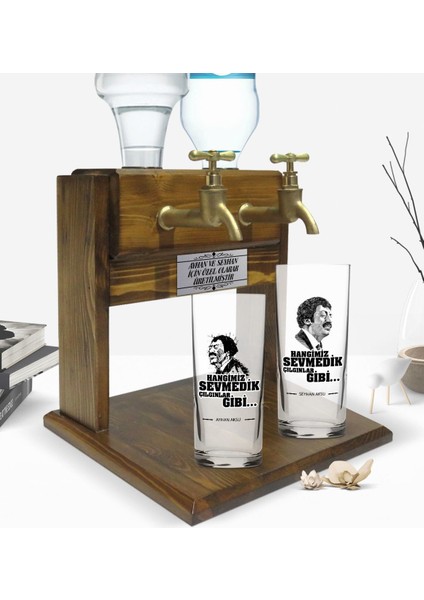 Kişiye Özel Renkli Baskılı Hangimiz Sevmedik Çılgınlar Gibi Silüet Tasarımlı Ikili Rakı Bardağı ve Çift Musluklu Doğal Ahşap Rakı Standı-7 fiyatları