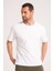 Oversize Yuvarlak Yaka Beyaz Erkek Tişört, %100 Pamuk Kumaş Tshirt Etekte Kurukafa 1