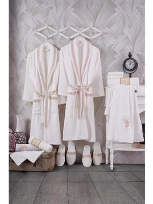 Güvenal Akdeniz 20 Parça Kutulu Çeyizlik Bornoz Seti