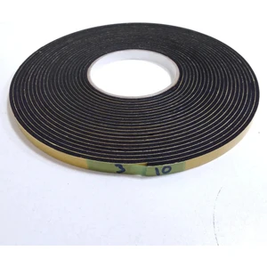 Zgn Kapı Pencere Bandı / Kapı Pencere Yalıtım Süngeri Epdm 3 x 10 mm