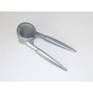 Fame Kitchen Ceviz ve Fındık Kıracağı