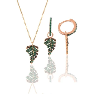 Söğütlü Silver Gümüş Rose Yeşil Taşlı Yaprak Kolye ve Küpe Seti