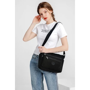 Smart Bags SMBYB1238-0001 Siyah Kadın Çapraz Çanta