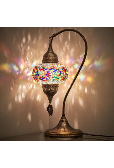Demmex El Yapımı Çekiç Dövme Gövdeli Mozaik Otantik Renkli Cam Masa Gece Lambası Abajur Dövmeli Kuğu 48 cm