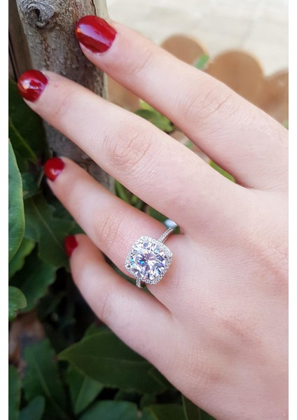 Star Kesim Tek Taşlı Yüzük