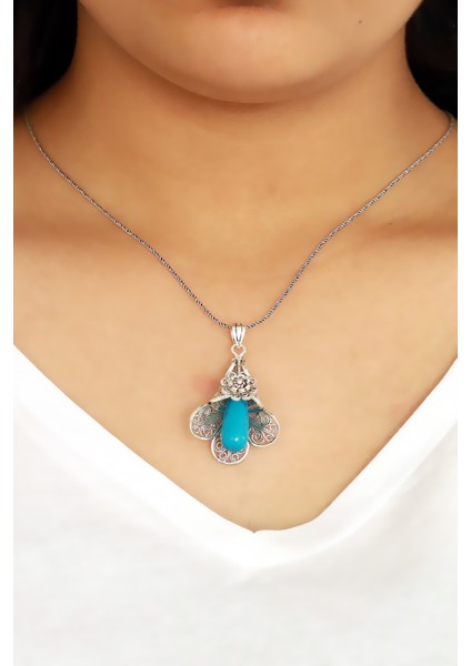 Firuze Taşlı Zambak Tasarım Telkari Gümüş Kolye
