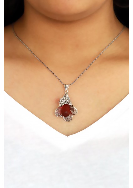 Yakut Taşlı Zambak Tasarım Telkari Gümüş Kolye