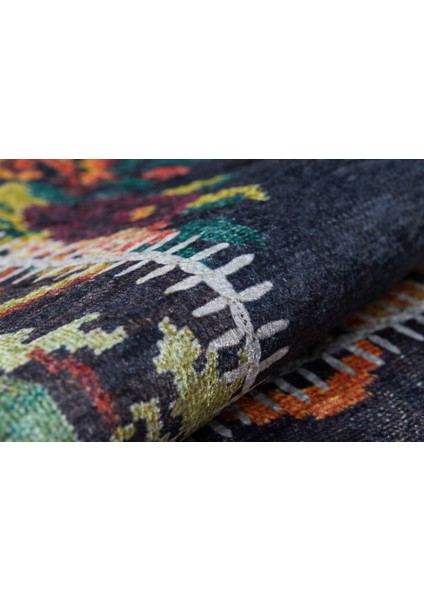 Patchwork Siyah Zemin Renkli Yıkanabilir Halı HLN298