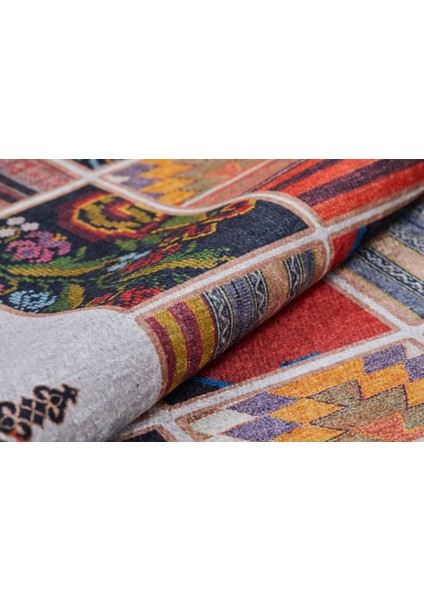 Patchwork Beyaz Zemin Renkli Yıkanabilir Halı HLN830