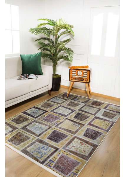 Patchwork Yeşil ve Kahverengi Kare Detaylı Yıkanabilir Halı HLN183