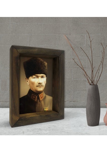 Gift Atatürk Tasarımlı Dekoratif Doğal Masif Ahşap Çerçeve 15 x 20 Cm-25