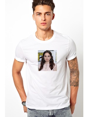 Qivi Riverdale Donna Sweett Shutterstock Editorial Baskılı Beyaz Erkek Örme Tshirt