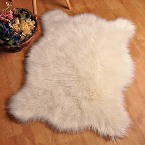 Soft Peluş Kuzu Postu Krem