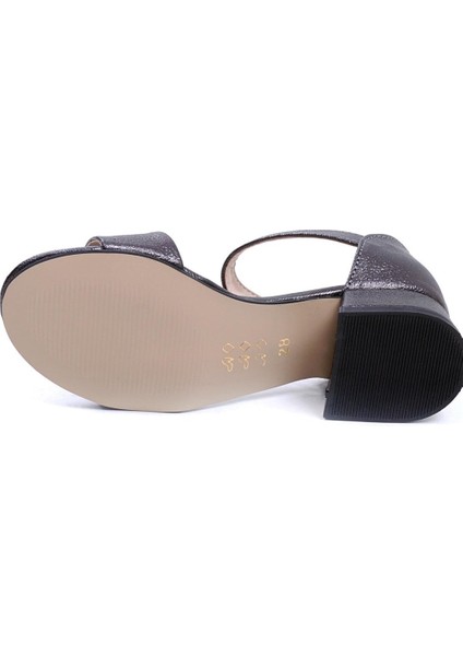 Çanta Platin Kız Çocuk Topuklu Ayakkabı 051.08 fırsatları