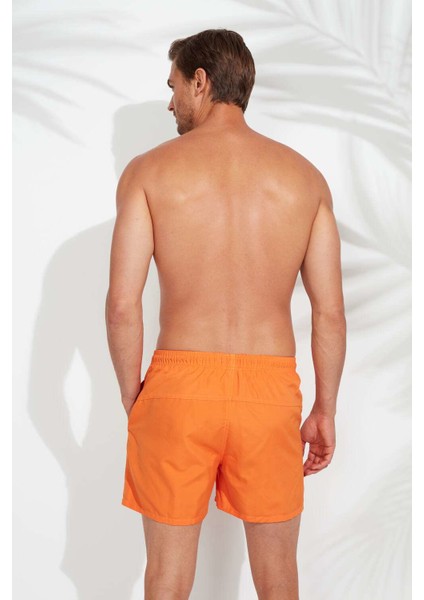Erkek Turuncu Orta Boy Deniz Şortu modelleri
