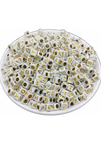 50GR Harf Boncuk,6mm Beyaz Zemin Üzeri Altınsarısı / Gold Yazılı Küp Harf Boncuk (50GR,~310 Adet) fiyatları