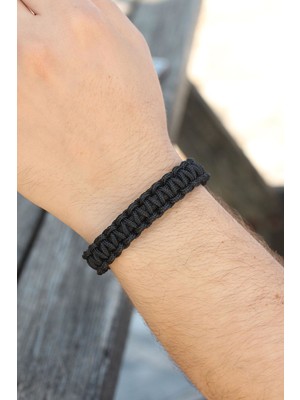 Clariss Siyah Renk Paracord Erkek Bileklik