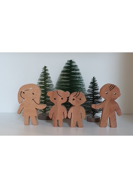 Aile Takımı 4'lü Set Anne-Baba-Kız ve Erkek Çocuk Waldorf Doğal Ahşap