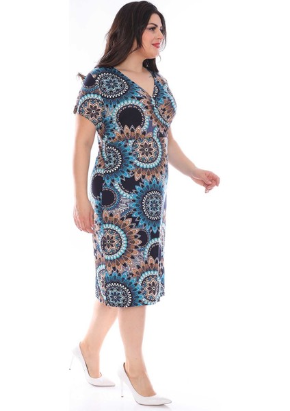 Kruvaze Yaka Desenli Büyük Beden Elbise 22B-0964 fiyatları