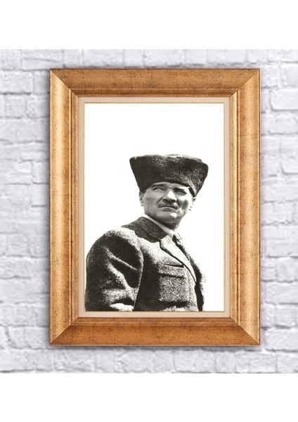 Çerçeveli Mustafa Kemal Atatürk Kanvas Tablo